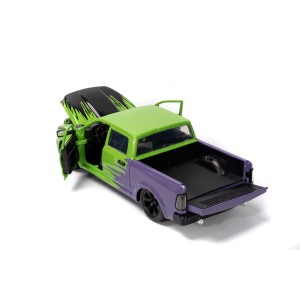Marvel Hulk 2014 Ram 1500 1:24